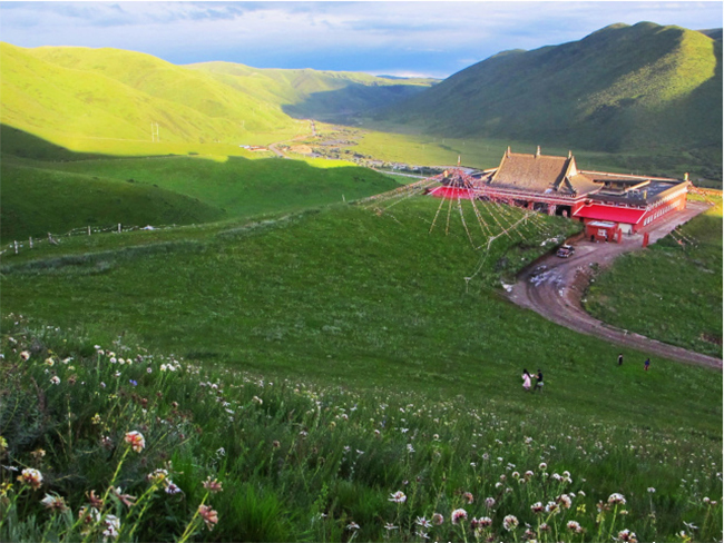 美丽的朗措玛寺