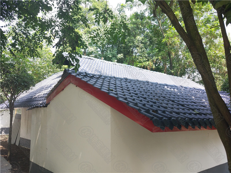 两面排水型屋面
