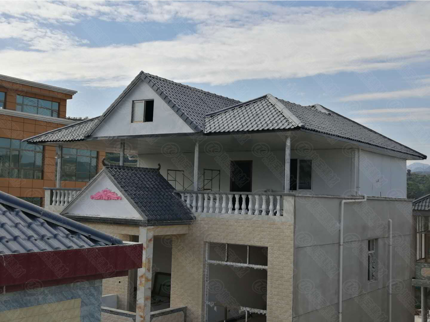 甘肃陇南别墅型树脂瓦效果图